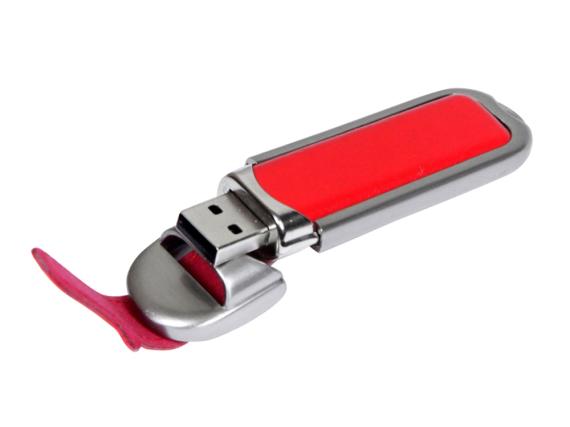 USB 2.0- флешка на 64 Гб с массивным классическим корпусом