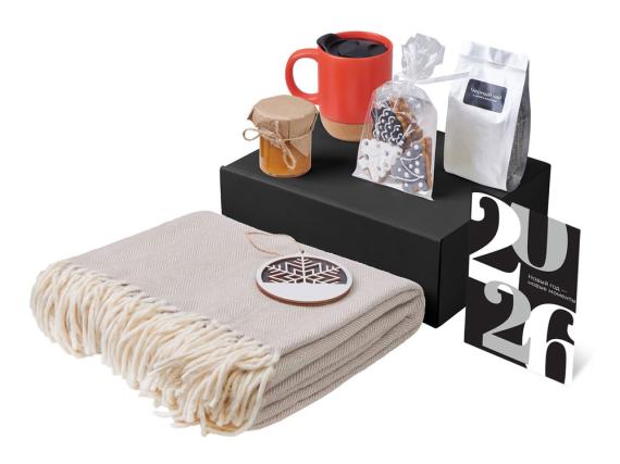 Подарочный набор «Re:Nest» с пледом, кружкой и вареньем