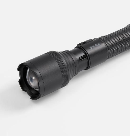 Фонарь аккумуляторный с фокусировкой луча FarSee, черный